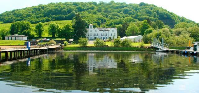 Knockninny Country House & Marina Derrylin エクステリア 写真